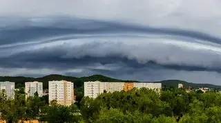 Burzowe chmury nad Gdańskiem