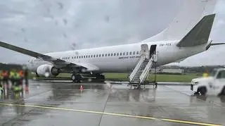 Samolot na pasie zieleni, Kraków Balice