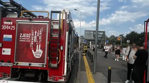Straż pożarna przy metrze Dworzec Gdański