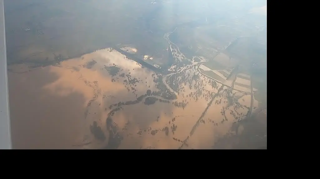 a72dd57f-b5d9-4462-af9d-0fb3ec1c3dd1_16