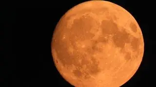 Księżyc Jesiotrów 