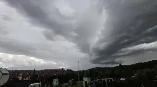 Chmury nad Jelenią Górą