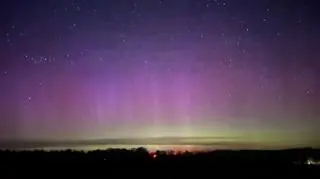 Piękna zorza nad Glinkami (Zachodniopomorskie)