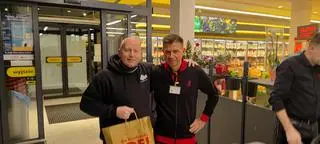 Poseł Ryszard Petru w warszawskim supermarkecie