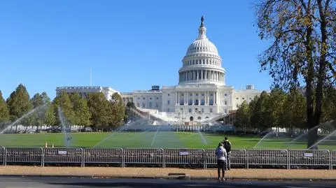 Waszyngton prawie za zamkniętymi drzwiami
