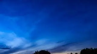 Srebrzyste obłoki w Dąbrowie Tarnowskiej (Małopolskie)