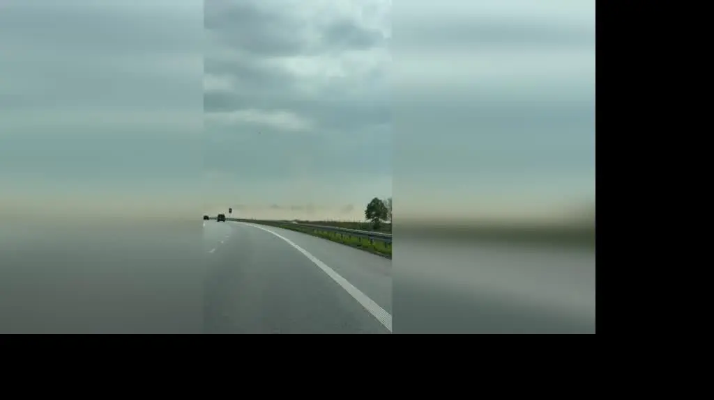 Chmura piachu i pyłu