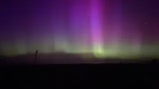 Zorza polarna (aurora borealis) w miejscowości Rowy (Pomorskie)