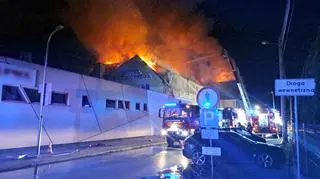 Pożar hotelu w Nowym Brzesku (Małopolskie)