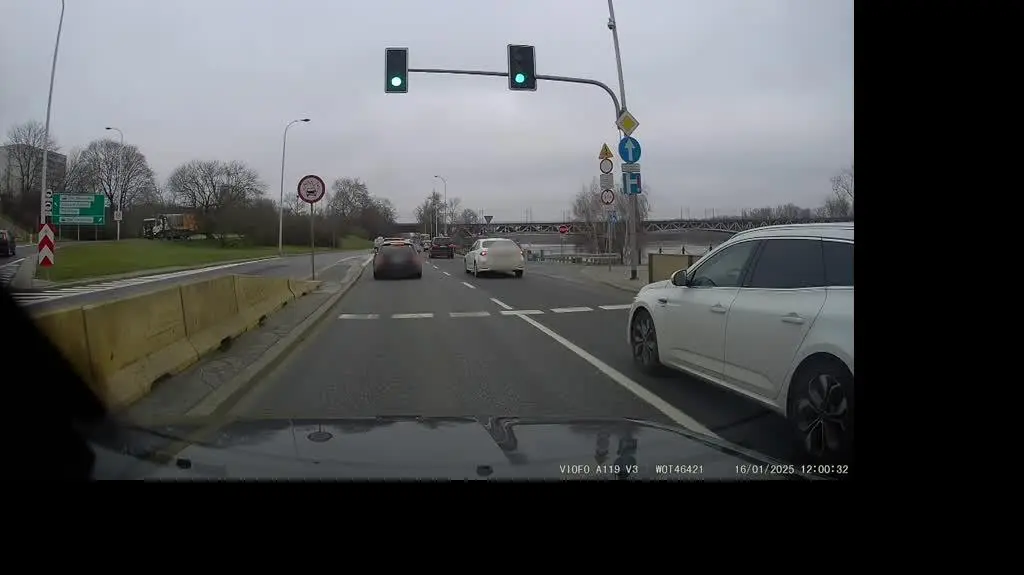 Jechał pod prąd Wisłostradą