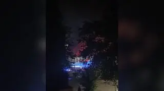 Pożar sklepu meblowego. Nad miastem kłęby dymu