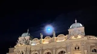 Pełnia księżyca, Kraków