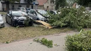 Uszkodzony samochód w Międzychodzie (6.07)