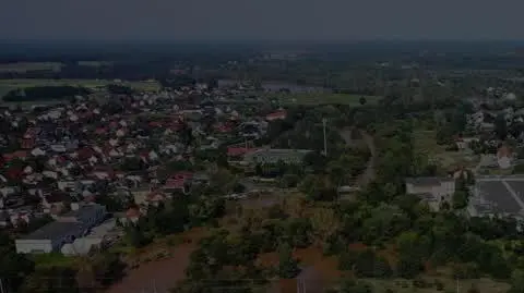 b7e75e19-9fba-48ea-9953-c4f7727bd2ec_dron