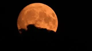 Księżyc Jesiotrów 