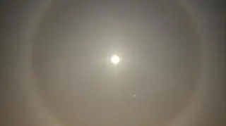 Zjawisko Halo Księżyca koło Krakowa 