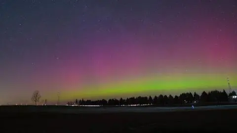 Zorza polarna po raz kolejny pojawiła się nad Węgorzewem (Warmińsko-mazurskie)