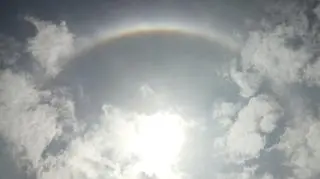 Halo wokół słońca nad Chorzowem