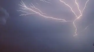 Burzowa noc na Waszych zdjęciach