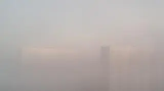 Mgła w Poznaniu o 6 rano