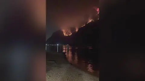 Pożar nad jeziorem Como