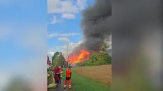 Pożar składu palet pod Wrocławiem