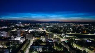 Chmury srebrzyste nad Suwałkami