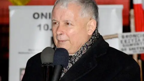 Kaczyński pod pałacem