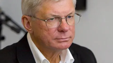 Porzucone auto. Policja przesłuchała posła