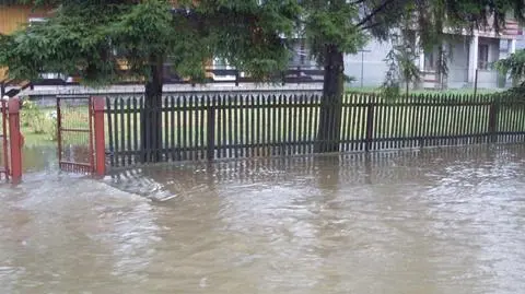 Polacy liczą straty po deszczowym weekendzie