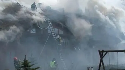 Restauracja w kłębach dymu