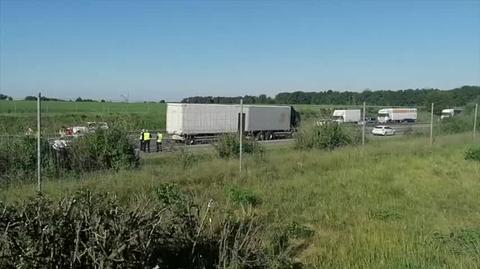 Wypadek na autostradzie pod Poznaniem, z kierunku Warszawa, na wysokości Tulce, Żerniki, Krzesiny