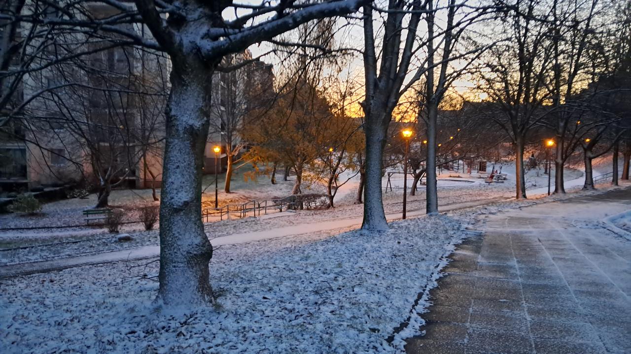 W Polsce sypnęło śniegiem. Zdjęcia i nagrania