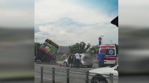 Wypadek autobusu trasa toruńska
