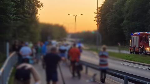 Czołowe zderzenie samochodu osobowego z autobusem miejskim w Gdyni