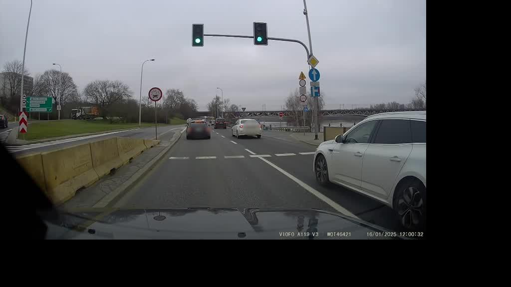 Jechał pod prąd Wisłostradą