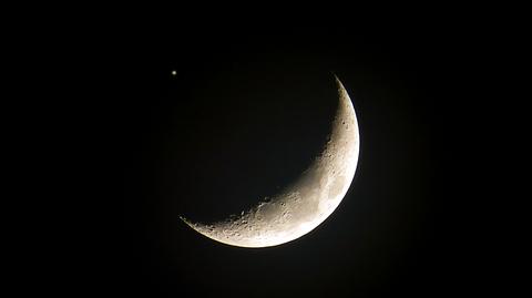 Zielony meteor na niebie Queensland