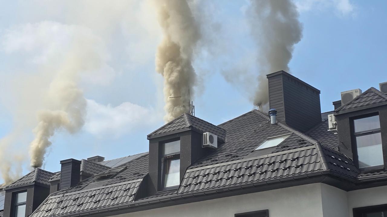 Pożar w Hotelu Senator. Personel ewakuował gości