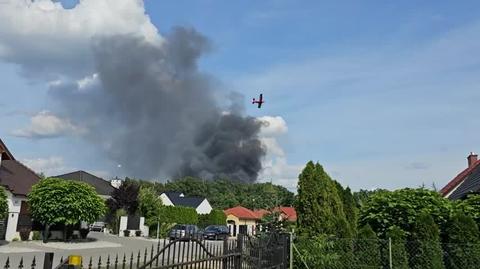 Płonie hala w chemikaliami w Przylepie koło Zielonej Góry