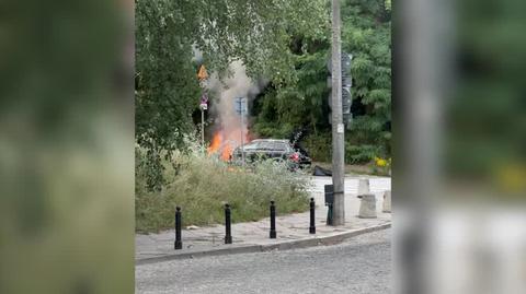 Pożar auta przy Cytadeli w Warszawie 