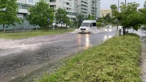 Warszawa | Ursynów | zalana ulica Wąwozowa