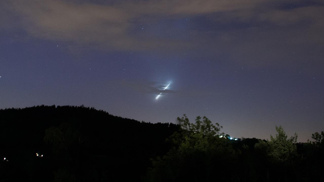 Geheimnisvolles Licht am Himmel.  Was flog über Polen.  War es Falcon 9?