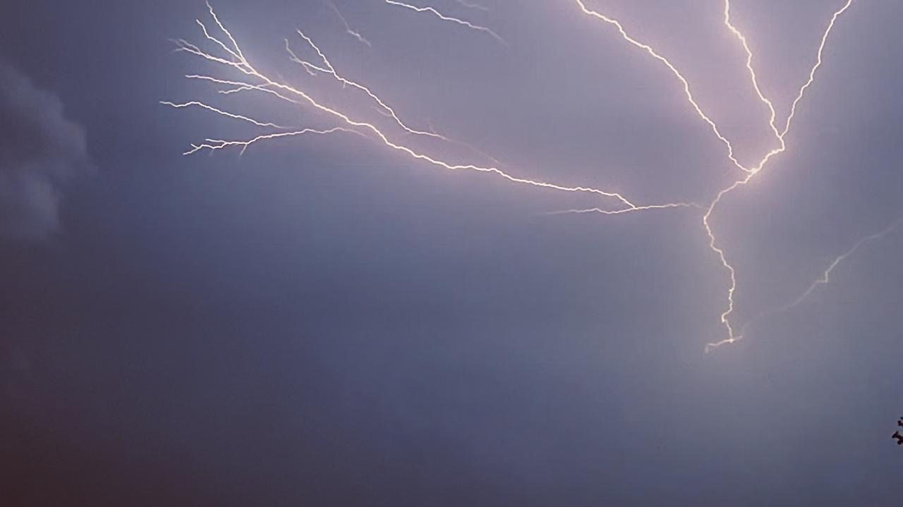 Nocne burze na zdjęciach Reporterów 24