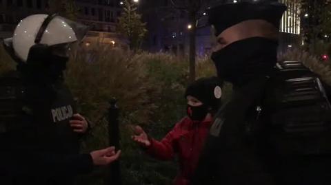 Interwencja policji na marszu kobiet