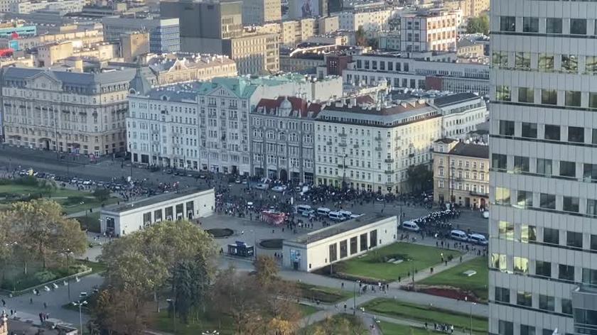 Centrum Warszawy starcie z policja g