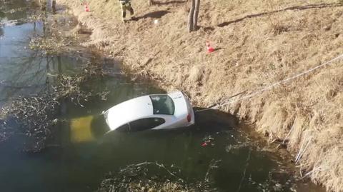 Pijany wyleciał z drogi i wpadł do rzeki