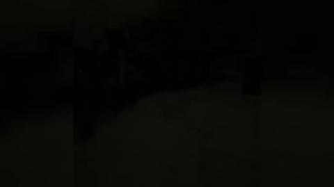Magiczny efekt halo księżyca nad Willą Świeradówka w Górach Izerskich