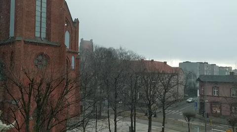 Śnieg pada w Lęborku